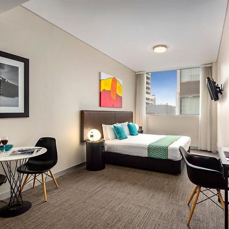 Holiday Inn & Suites Sydney Bondi Junction Esterno foto