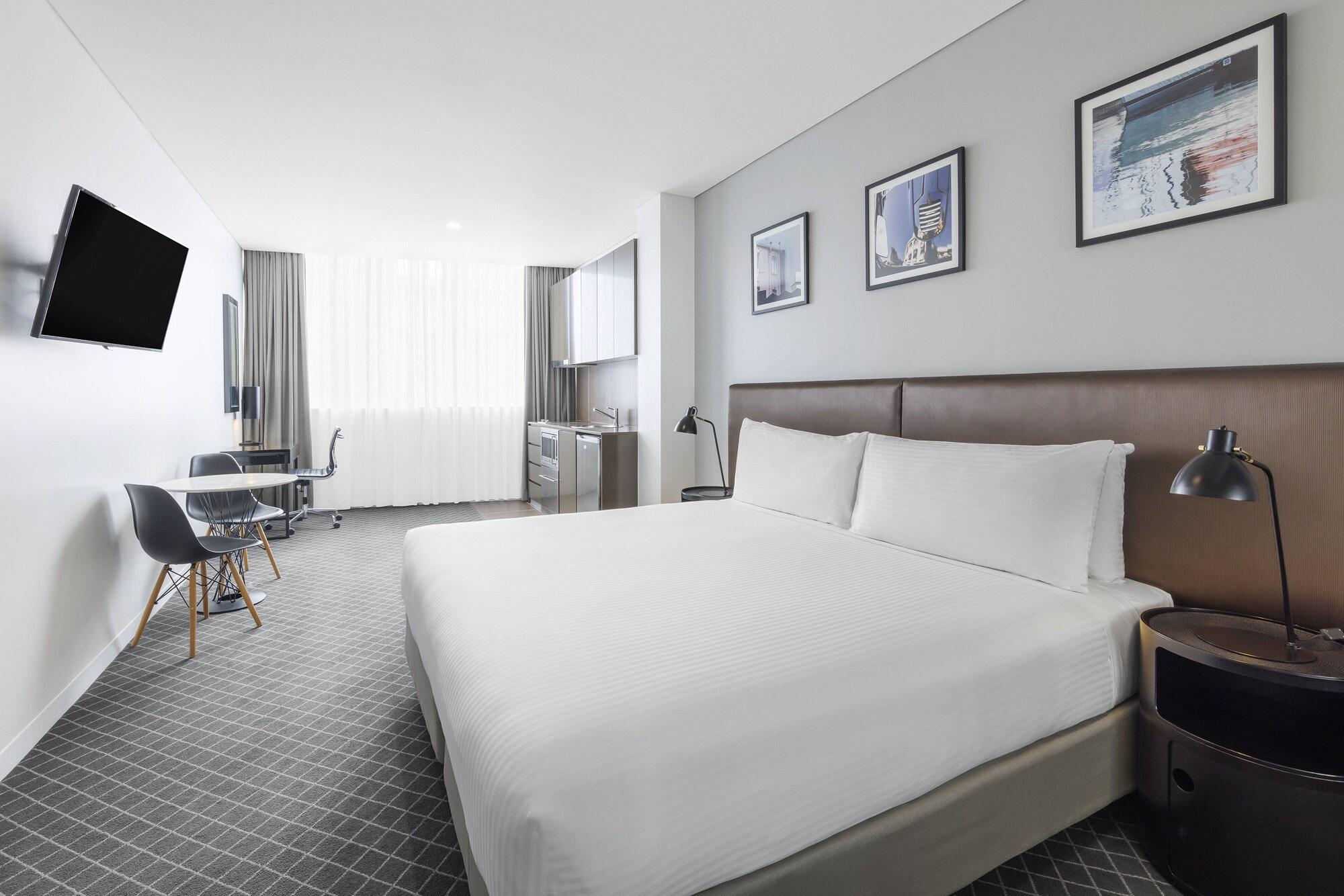 Holiday Inn & Suites Sydney Bondi Junction Esterno foto